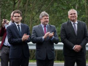 Zdjęcie przedstawia uczestników wydarzenia