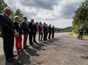 Zdjęcie przedstawia uczestników wydarzenia