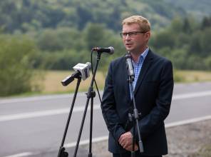 Zdjęcie przedstawia uczestnika wydarzenia