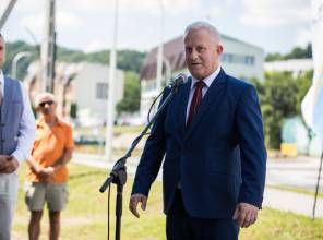 Zdjęcie przedstawia uczestników wydarzenia