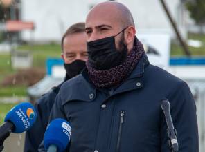 Symboliczne wbicie łopaty - zdjęcie przedstawia uczestników wydarzenia 