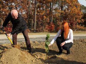 Zdjęcie przedstawia uczestników wydarzenia