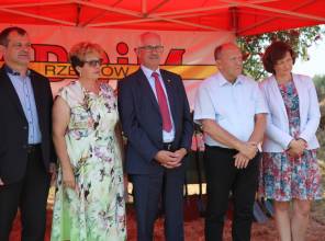 Zdjęcie przedstawia uczestników wydarzenia