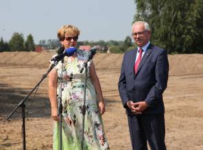 Zdjęcie przedstawia uczestników wydarzenia