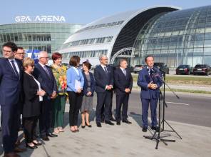 Zdjęcie przedstawia uczestników wydarzenia