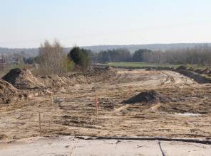 Zdjęcie przedstawia prace budowlane przy realizacji inwestycji