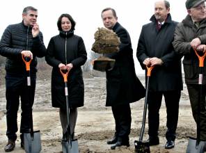 Zdjęcie przedstawia uczestników wydarzenia