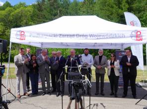 DW 892 Radoszyce - granica państwa