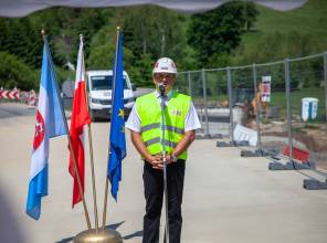 Zdjęcie przedstawia uczestnika wydarzenia