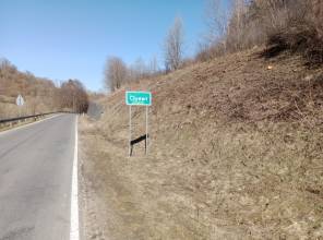 <p><strong>Tytuł projektu:</strong> Od Beskidu Niskiego po Solinę/Od Nizkych Beskid Po Solinu<br />
<strong>Numer projektu:</strong> PLSK.01.01-IP.01-0002/23<br />
<strong>Program: </strong>Interreg Polska-Słowacja 2021-2027<br />
<strong>Priorytet:</strong> Przyjazne naturze i bezpieczne Pogranicze<br />
<strong>Działanie: </strong>Wspieranie przystosowania się do zmiany klimatu i zapobiegania ryzyku związanemu z klęskami żywiołowymi i katastrofami, odporności, z uwzględnieniem podejścia ekosystemowego<br />
<strong>Beneficjent: </strong>Województwo Podkarpackie<br />
<strong>Partner: </strong><a href="http://www.sucpsk.sk">Správa a údržba ciest Prešovského samosprávneho kraja</a><br />
<strong>Wydatki ogółem:</strong> <span style="font-family:"Arial",sans-serif; font-size:11.0pt">1 307 775,51 EUR </span><br />
<strong>Dofinansowanie UE: </strong> <span style="font-family:"Arial",sans-serif; font-size:11.0pt">637 461,36 </span>EUR<br />
<strong>Data rozpoczęcia: </strong>2024-01-01<br />
<strong>Data zakończenia:</strong> 2025-12-31</p>
