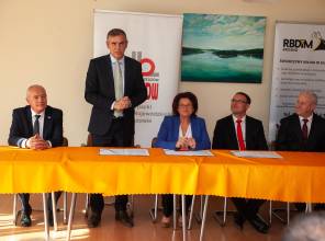 Zdjęcie przedstawia uczestników wydarzenia