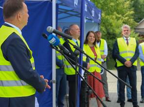 Zdjęcie przedstawia uczestników wydarzenia