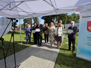 Zdjęcie przedstawia uczestników wydarzenia