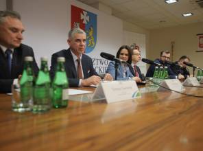 Zdjęcie przedstawia uczestnika wydarzenia