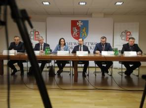 Zdjęcie przedstawia uczestnika wydarzenia