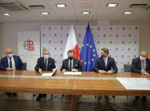 Zdjęcie przedstawia uczestników wydarzenia