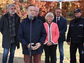 Zdjęcie przedstawia uczestników wydarzenia