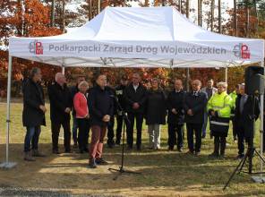 Zdjęcie przedstawia uczestników wydarzenia