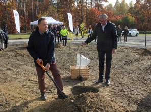 Zdjęcie przedstawia uczestników wydarzenia