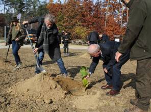 Zdjęcie przedstawia uczestników wydarzenia