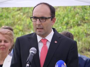 Zdjęcie przedstawia uczestników wydarzenia