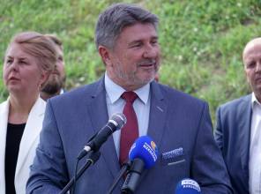 Zdjęcie przedstawia uczestników wydarzenia