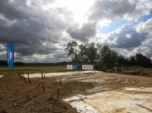 Zdjęcie przedstawia prace budowlane przy realizacji inwestycji