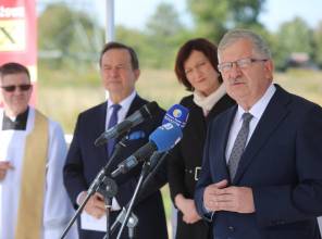 Zdjęcie przedstawia uczestników wydarzenia