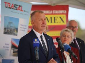 Zdjęcie przedstawia uczestników wydarzenia