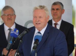 Zdjęcie przedstawia uczestników wydarzenia