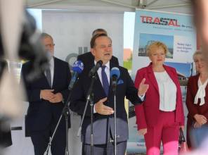 Zdjęcie przedstawia uczestników wydarzenia