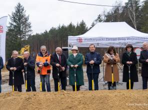 Łopaty wbite, pora na realizację dwóch ważnych inwestycji na drodze wojewódzkiej nr 858