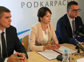 Zdjęcie przedstawia uczestników wydarzenia