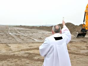 Zdjęcie przedstawia uczestnika wydarzenia